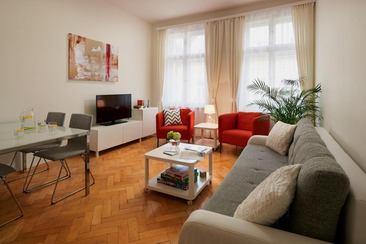 Residence Vocelova Πράγα Εξωτερικό φωτογραφία